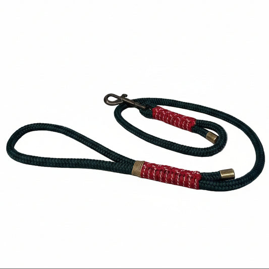 Guinzaglio Bosco Alpino elegante per ogni escursione un look unico. Disponibili altre varianti e colori abbinabili ai collari della linea stella il made in italy di ZekyShop