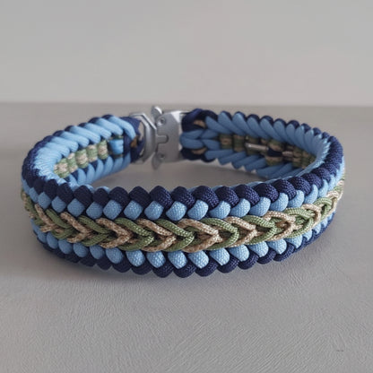 Collare Bosco Blu dettaglio del'intraccio realizzato artigianalmente