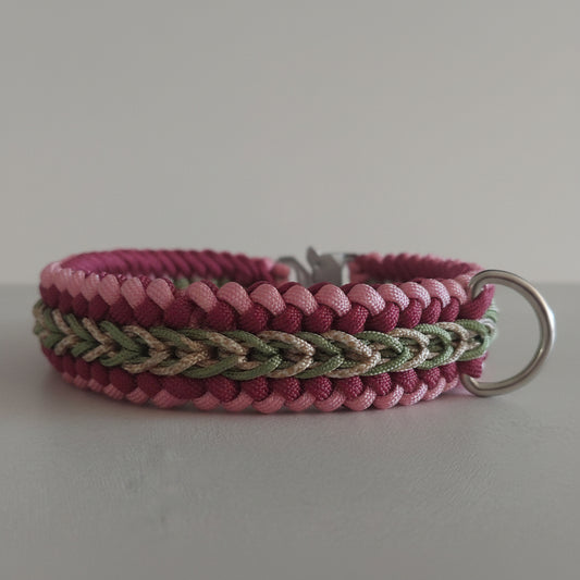 Collare Bosco Rosa made in italy artigianale reallizzato in paracord disponibile in diverse taglie