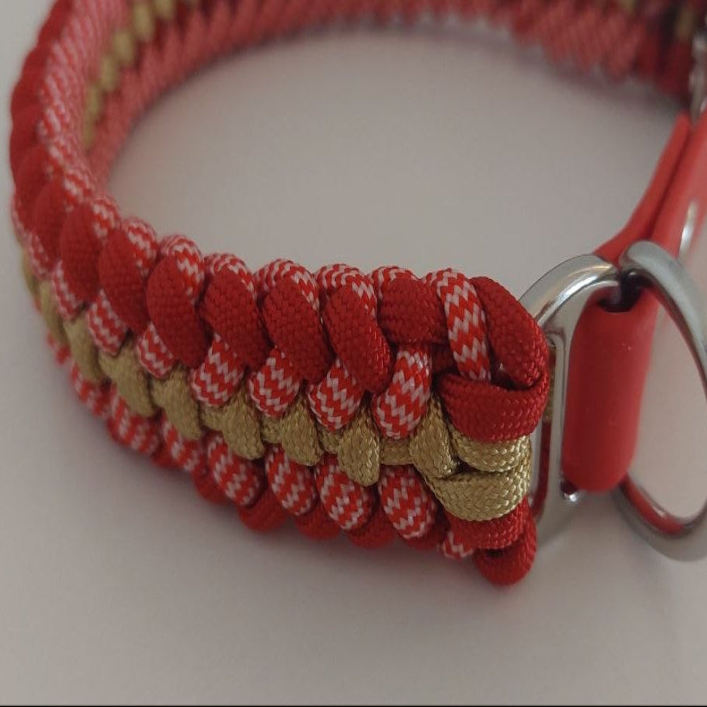 Collare Isa Natalizio made in Italy fatto a mano con bellissima decorazione Natalizia elegante, raffinato e alla moda,disponibile in 3 taglie