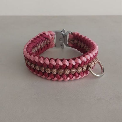 Collare Isa Rosa made in italy artigianale tre taglie disponibili possibilità di personalizzarlo realizzato da zeky shop