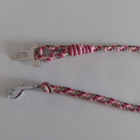 Dettaglio del Guinzaglio per auto Bosco Incantato Rosa creato artigianalmente in Italia da ZekyShop