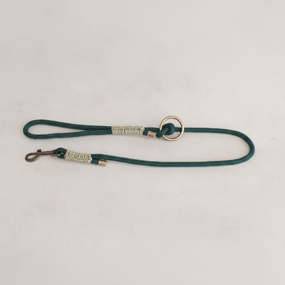 Guinzaglio Isa Verde taglia unica misura da 110/120 cm made in Italy artigianale prodotto da ZekyShop disponibile in diversi colori