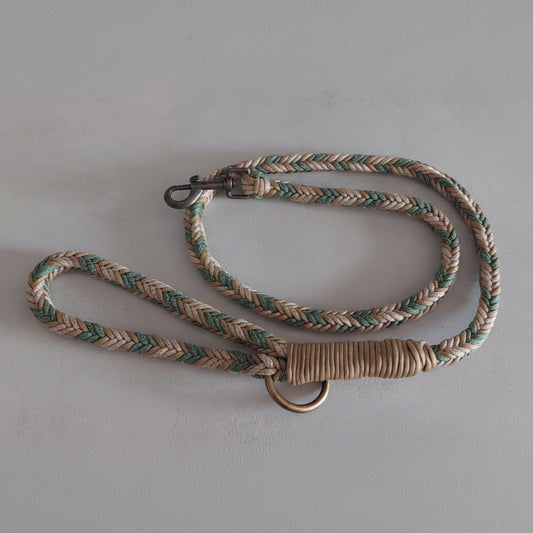 Guinzaglio Bosco Incantato Verde realizzato artigianalmente in Italia