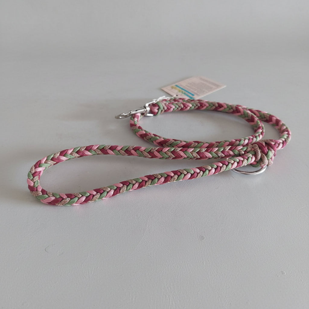 Guinzaglio Bosco rosa produzione artigianale italiana realizzato a mano taglia unica da 110/120 cm