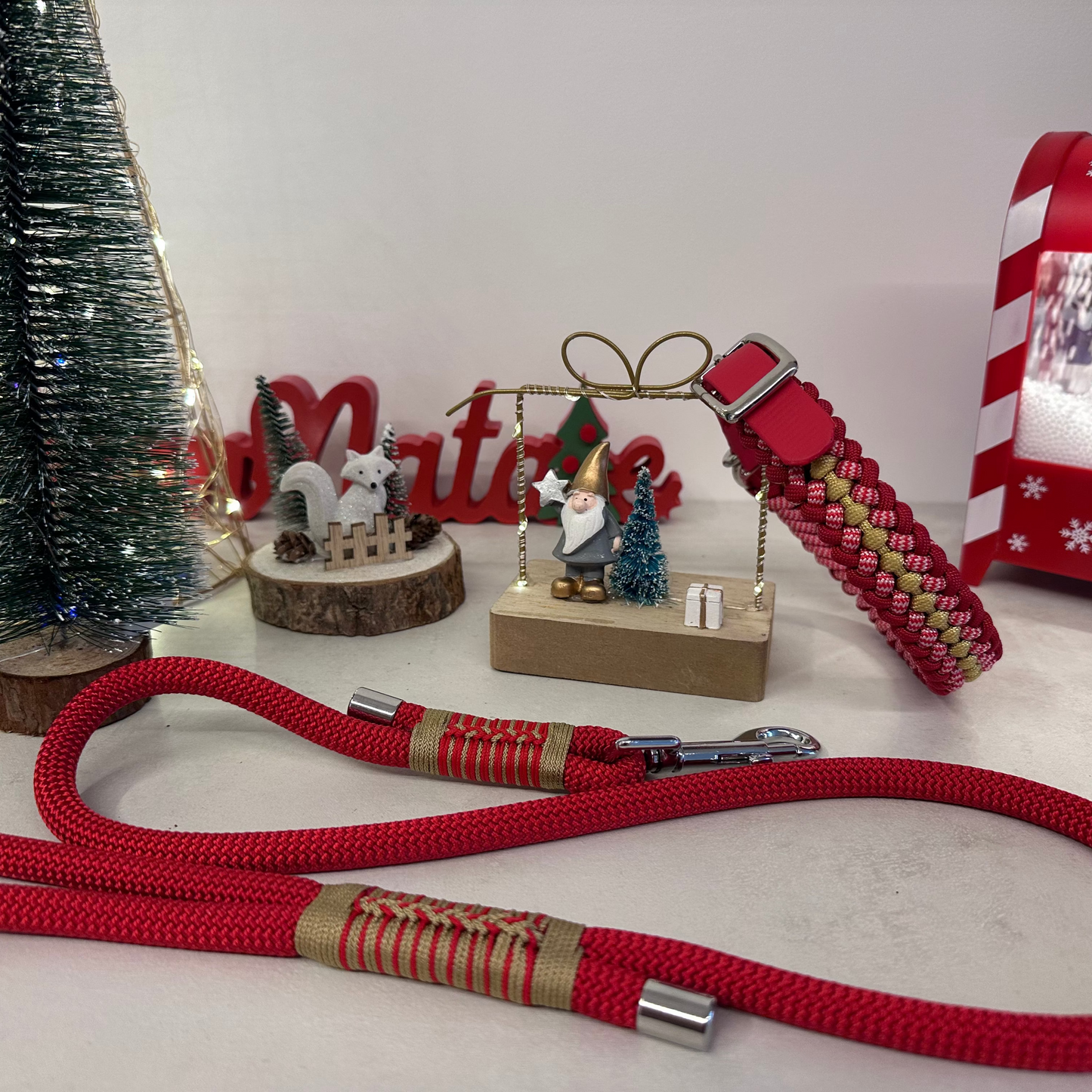 Collier Isa - Chic pour Noël pour chiens de petite et moyenne taille