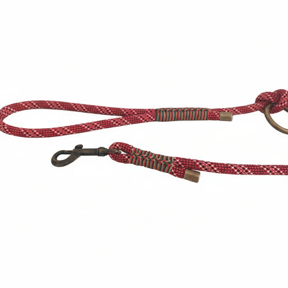 particolare della chiusura realizzata artigianalmente del guinzaglio rudolph di zekyshop